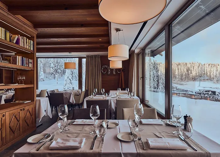 Hotel Grey Family 4*